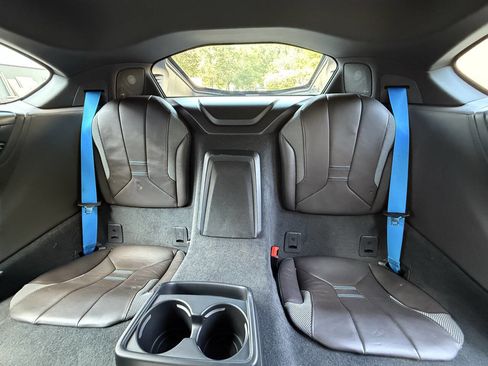 Used 2019 BMW i8 Coupe image 7