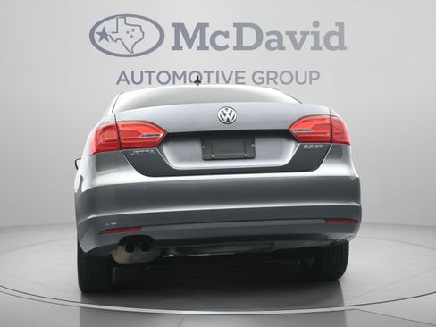 Used 2012 Volkswagen Jetta SE FWD image 29