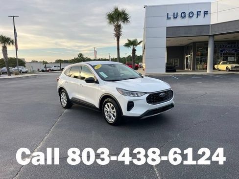 Used 2025 Ford Escape Active FWD image 1
