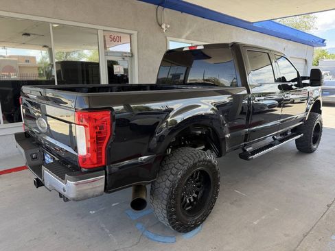Used 2019 Ford F250 XLT w/ XLT Premium Package AWD/4WD image 5