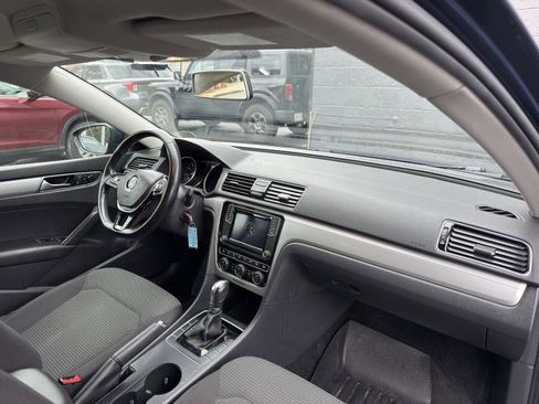 Used 2018 Volkswagen Passat 2.0T S image 23