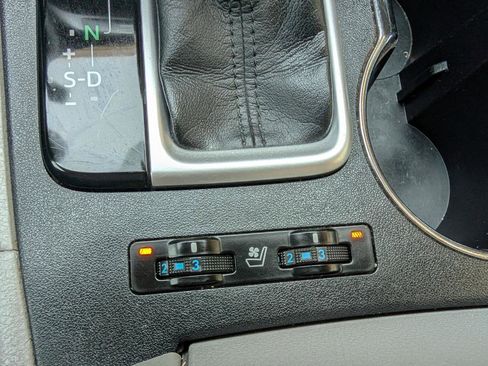 Used 2015 Toyota Highlander Limited FWD image 23