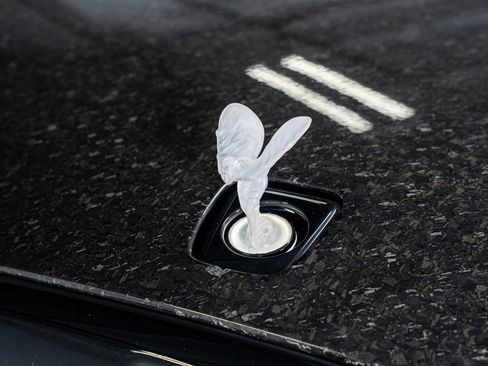 Used 2024 Rolls-Royce Spectre w/ Spectre Launch Package image 19