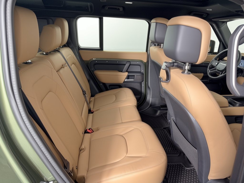 New 2026 Land Rover Defender 110 S AWD/4WD image 29
