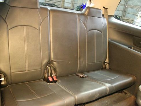 Used 2016 GMC Acadia SLT w/ Open Road Package image 12