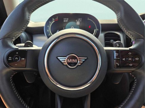 Used 2024 MINI Cooper S FWD image 32