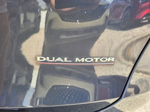 Used 2022 Tesla Model Y Performance image 16