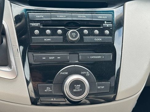 Used 2012 Honda Odyssey EX-L image 25