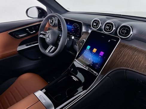 New 2026 Mercedes-Benz GLC 300 image 15