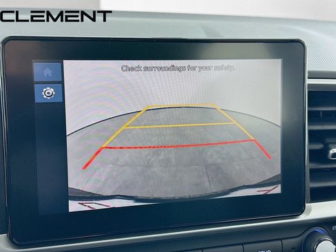 Certified 2026 Hyundai Venue SEL FWD image 20