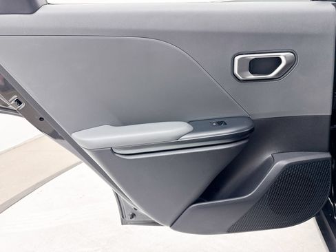 Certified 2025 Kia K4 FWD image 29