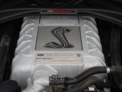 Used 2020 Ford Mustang Shelby GT500 w/ Technology Package RWD image 12
