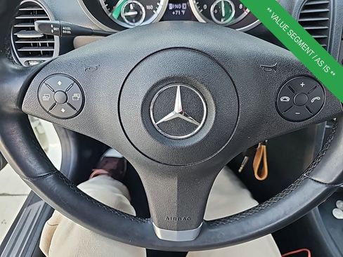 Used 2011 Mercedes-Benz SLK 300 image 11