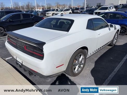 Used 2020 Dodge Challenger SXT w/ Driver Convenience Group image 3
