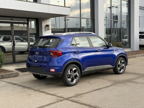 New 2026 Hyundai Venue SEL image 4