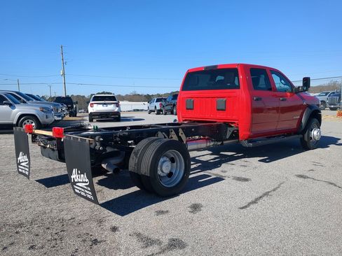 Used 2021 RAM 5500 Tradesman w/ Chrome Appearance Group image 3