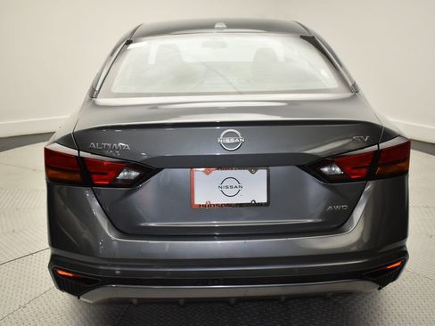 Certified 2024 Nissan Altima 2.5 SV AWD/4WD image 4