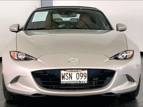 Used 2022 MAZDA MX-5 Miata Grand Touring w/ Weather Package RWD image 3