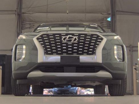 Used 2021 Hyundai Palisade SEL w/ Premium Package image 2