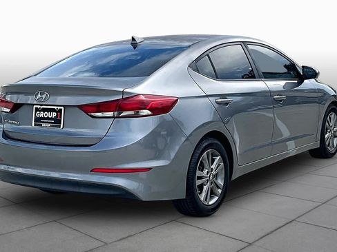 Used 2018 Hyundai Elantra SEL FWD image 12