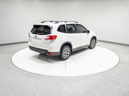 Used 2019 Subaru Forester Premium w/ All-Weather Package AWD/4WD image 34