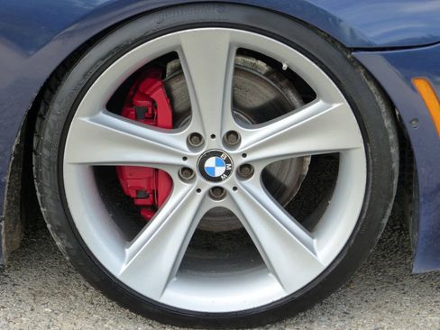 Used 2012 BMW 650i Convertible RWD image 21