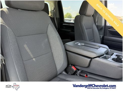 Used 2025 Chevrolet Silverado 2500 LT w/ Convenience Package AWD/4WD image 23