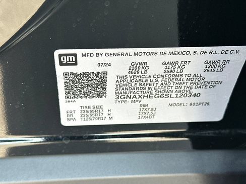Used 2025 Chevrolet Equinox LT w/ Safety and Technology Package FWD image 40