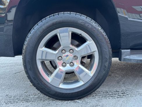 Used 2017 Chevrolet Tahoe LS w/ All-Season Package image 23