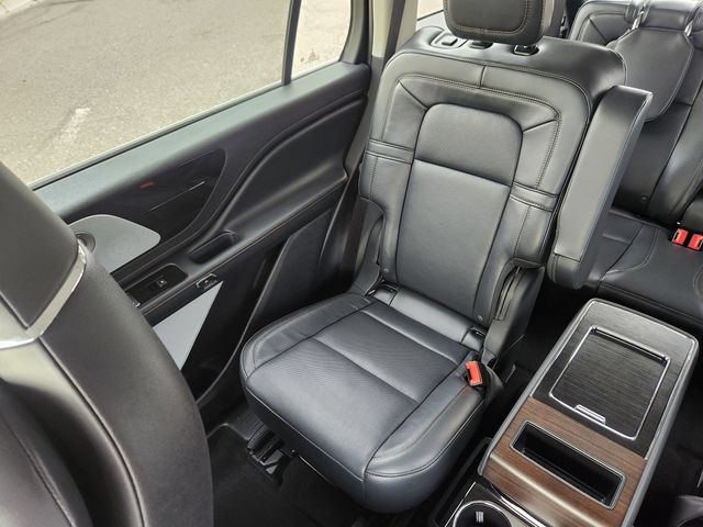 New 2025 Lincoln Aviator Reserve w/ Equipment Group 201A AWD/4WD image 13