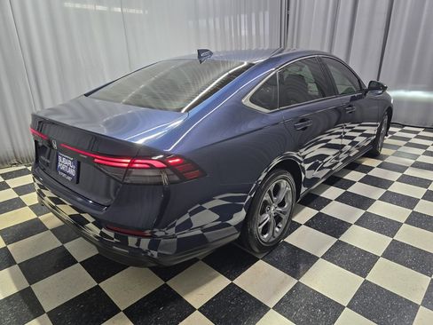 Used 2024 Honda Accord EX image 9