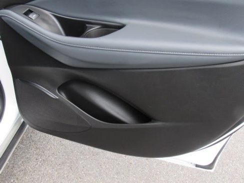 Certified 2024 Buick Enclave Premium FWD image 11
