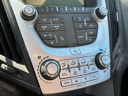 Used 2016 Chevrolet Equinox LS image 10