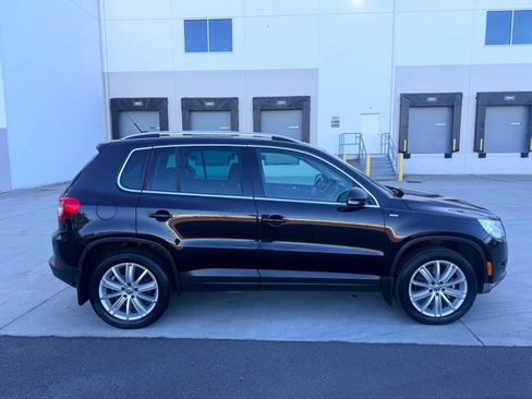Used 2010 Volkswagen Tiguan S AWD/4WD image 6