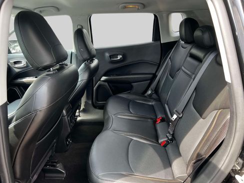 Used 2020 Jeep Compass Limited w/ Luxury Seat Group AWD/4WD image 10