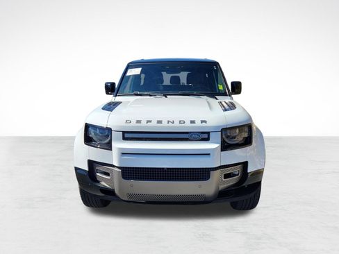 Used 2025 Land Rover Defender 90 X-Dynamic SE image 5