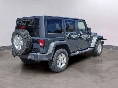 Used 2017 Jeep Wrangler Unlimited Sport w/ Quick Order Package 24S AWD/4WD image 4