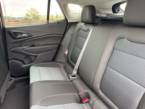 New 2026 Chevrolet Trax LT image 15
