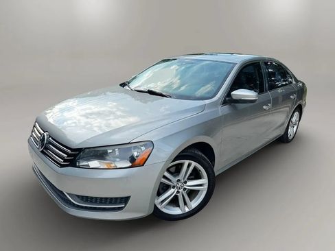 Used 2014 Volkswagen Passat 1.8T SE FWD image 11