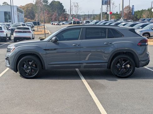 New 2026 Volkswagen Atlas Cross Sport SEL R-Line AWD/4WD image 7
