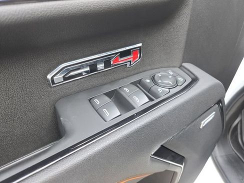 Used 2025 GMC Sierra 1500 AT4 AWD/4WD image 22