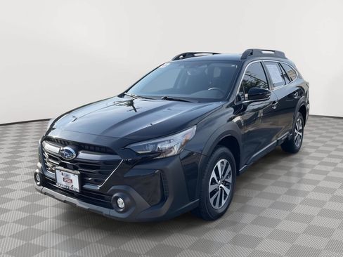 Used 2024 Subaru Outback Premium AWD/4WD image 15