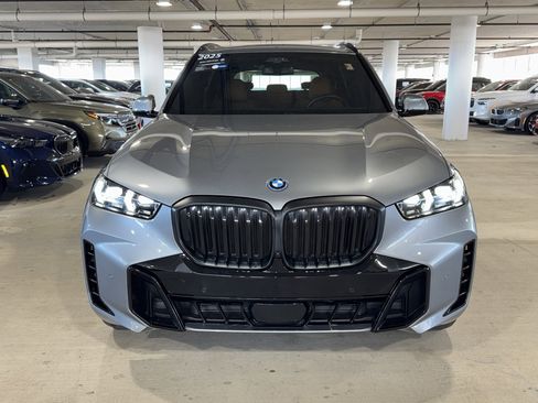 Certified 2025 BMW X5 xDrive50e w/ M Sport Package image 3