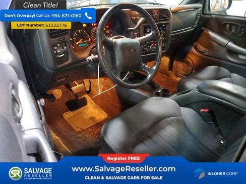 Used 2003 Chevrolet S10 Pickup LS image 11