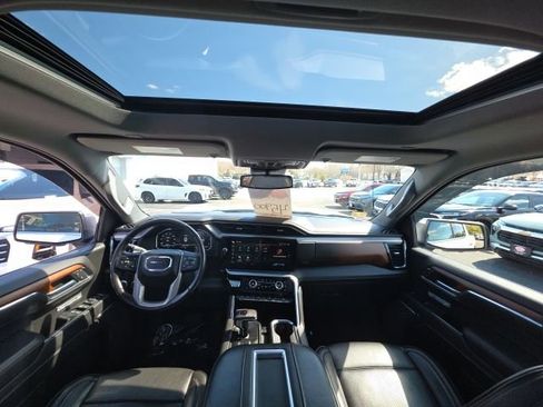 Used 2022 GMC Sierra 1500 Denali image 9
