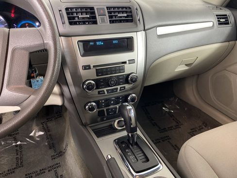 Used 2012 Ford Fusion S image 22