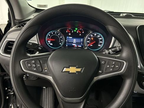 Certified 2023 Chevrolet Equinox LS w/ LS Convenience Package AWD/4WD image 11