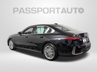 Used 2025 BMW 530i xDrive w/ Premium Package video 3