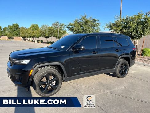 Used 2023 Jeep Grand Cherokee L Laredo RWD image 1
