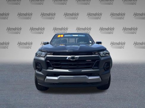 Used 2024 Chevrolet Colorado Trail Boss w/ Technology Package AWD/4WD image 3